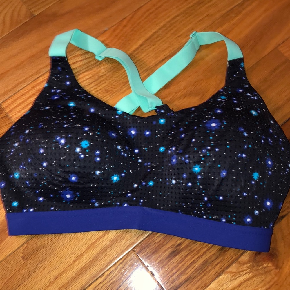 VS sport padded sports bra 34D